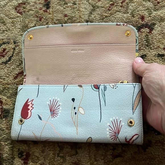 Miu Miu floral leather wallet - Picture 3 of 9